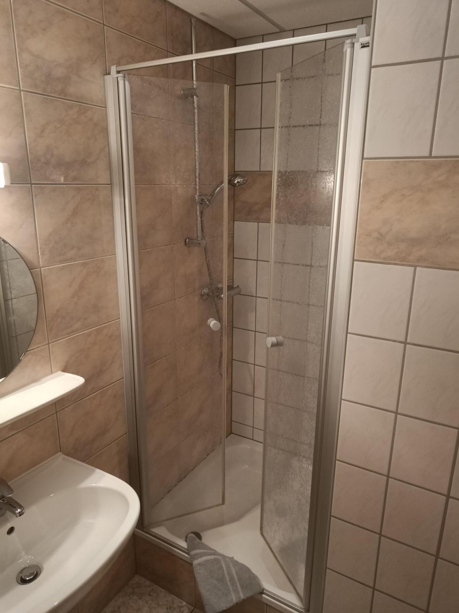 Zur Edlen Krone Neuhausen  Exterior foto
